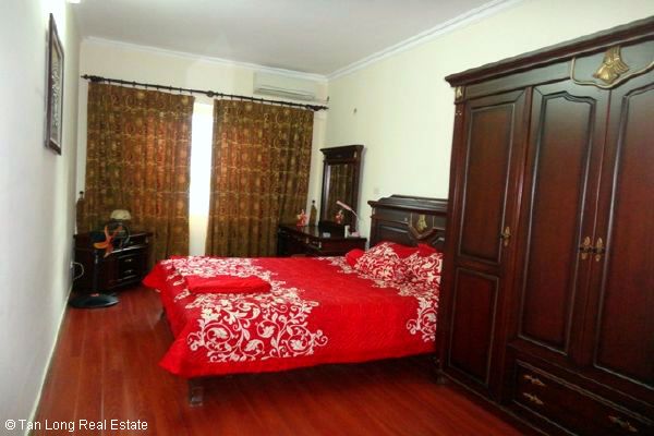Renting beautiful apartment at 34T Trung Hoa Nhan Chinh urban. 8