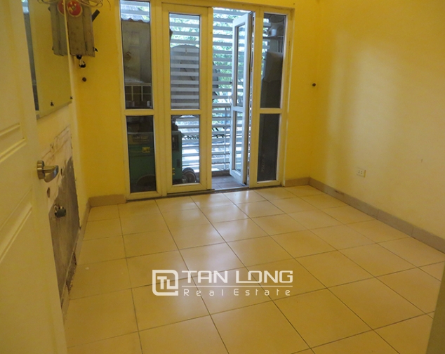 Road-front 3 storey house for rent in Ho Xuan Huong, Hai Ba Trung, Hanoi 10