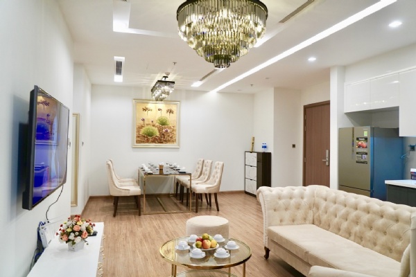 Royal 2-bedroom apartment for rent in M1 Vinhomes Metropolis Ba Dinh