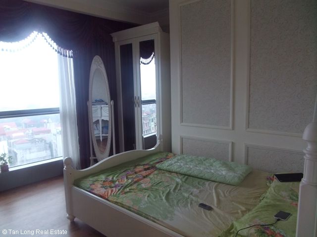 Royal fully furnished 3 bedroom apartment for rent at Eurowindow Multi Complex, Tran Duy Hung street, Cau Giay district 6