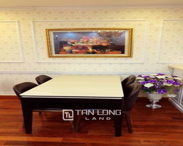 Royal stylish apartment for rent in Eurowindow Multicomplex, 27 Tran Duy Hung Str 7