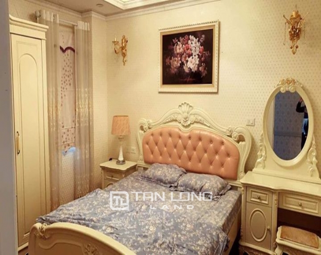 Royal stylish apartment for rent in Eurowindow Multicomplex, 27 Tran Duy Hung Str 2