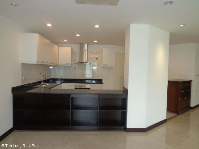 Serviced apartment lake view in Elegant Suites, Dang Thai Mai streets, Tay Ho 9