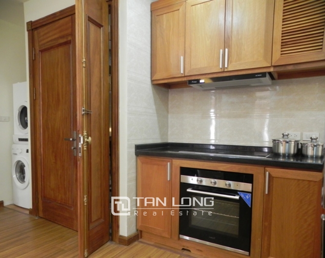 Serviced apartment with 1 bedroom for lease in Pham Ngoc Thach, Dong Da district 5