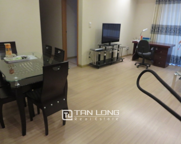 Spaciou and bright 3 bedroom apartment in Sky City Lang Ha for lease 2