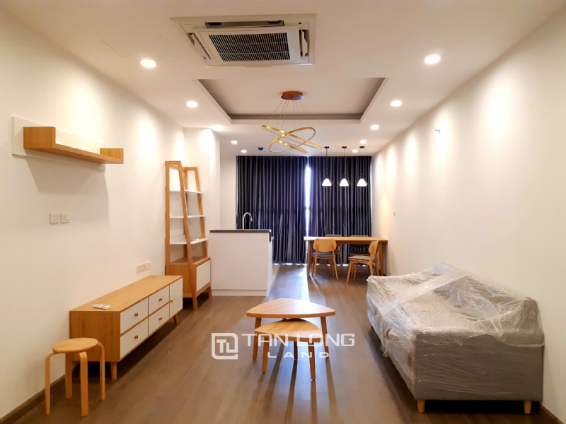 SPACIOUS 2 bedroom apartment for rent in Twin Tower, 265 Cau Giay 1