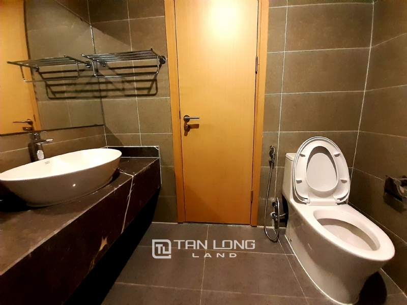 SPACIOUS 2 bedroom apartment for rent in Twin Tower, 265 Cau Giay 10
