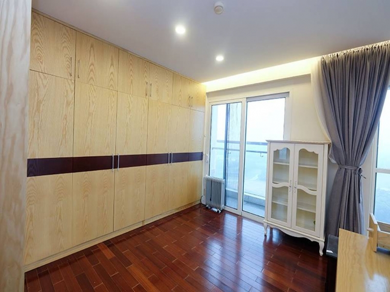Spacious 267SQM / 4BDs apartment for rent in Ciputra 13
