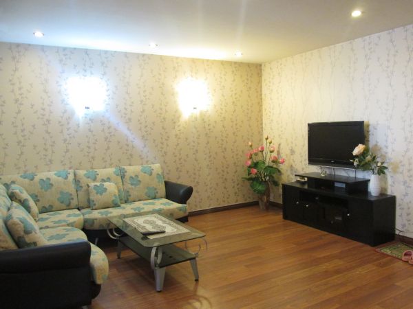 Spacious 3 bedroom apartment with balcony for lease in Kinh Do Tower, 93 Lo Duc street, Hai Ba Trung district, Hanoi.