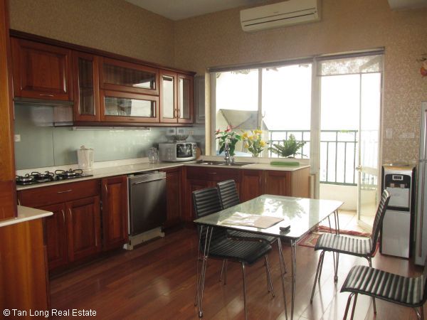 Spacious 3 bedroom apartment with balcony for lease in Kinh Do Tower, 93 Lo Duc street, Hai Ba Trung district, Hanoi. 3