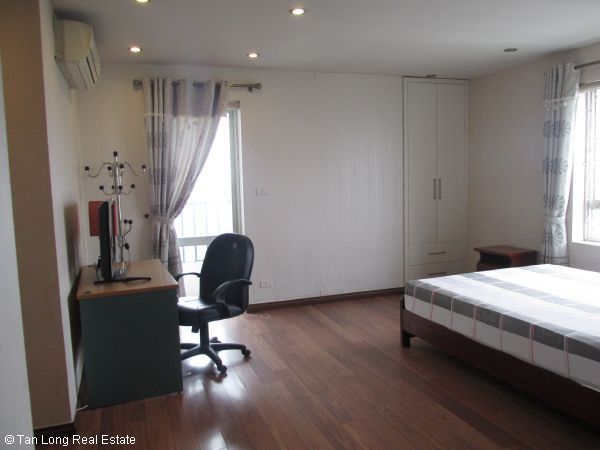Spacious 3 bedroom apartment with balcony for lease in Kinh Do Tower, 93 Lo Duc street, Hai Ba Trung district, Hanoi. 7