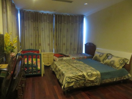 Spacious and convenient Vincom apartment for rent with 2 bedrooms 2 bathrooms in Ba Trieu Str.