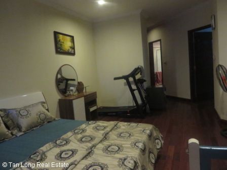 Spacious and convenient Vincom apartment for rent with 2 bedrooms 2 bathrooms in Ba Trieu Str. 8