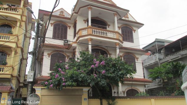 Spacious house for rent in Long Bien Dist, Hanoi. 1