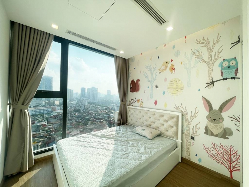 Splendid 2-bedroom apartment in M2 building, Vinhomes Metropolis for rent 10