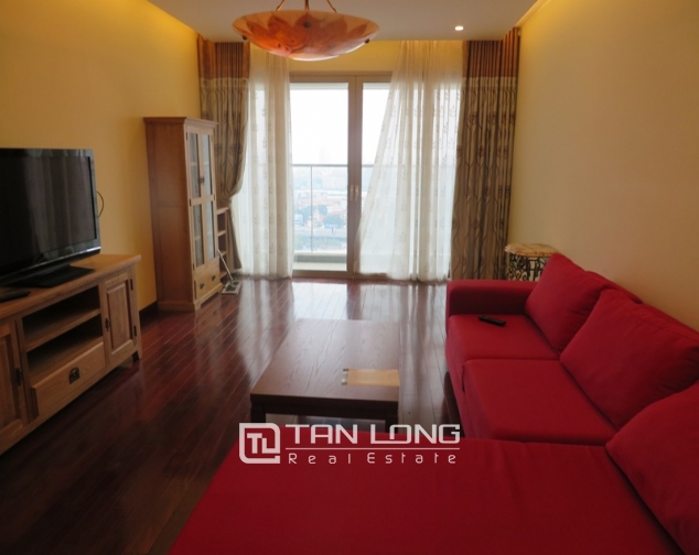 Splendid 3 bedroom apartment in Mandarin Garden for rent, modern furniture 1