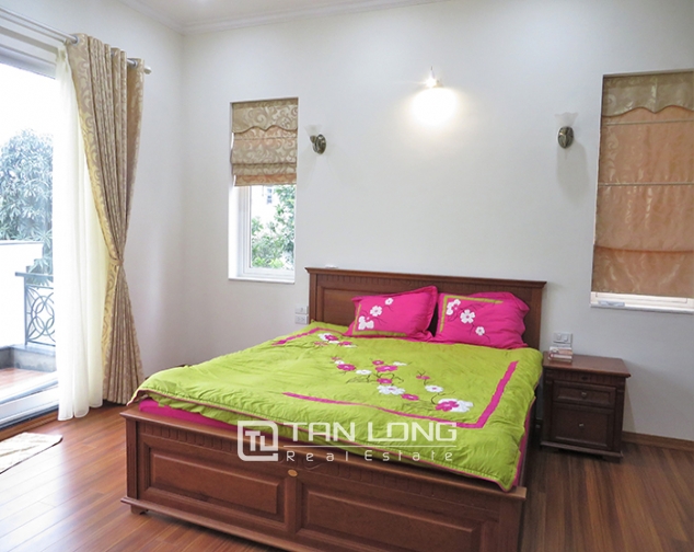 Splendid 3 bedroom villa for rent in Hoa Phuong 7, Vinhomes Riverside, Long Bien dist 7