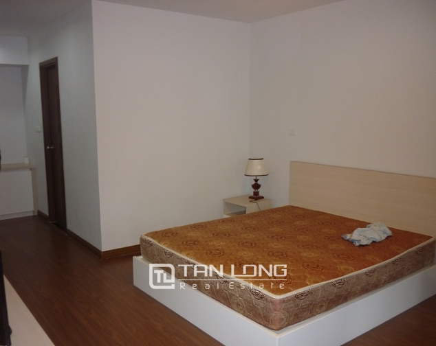 Star Tower: 4 bedroom apartment for lease, full furniture 5