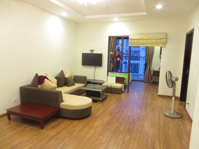 Studio for rent in Ngoc Lam, Long Bien dist, good price!