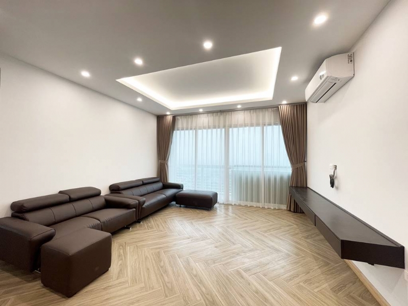 Stunning 3BR Apartment for Rent in E4 E5 Ciputra with Nice City Views 3