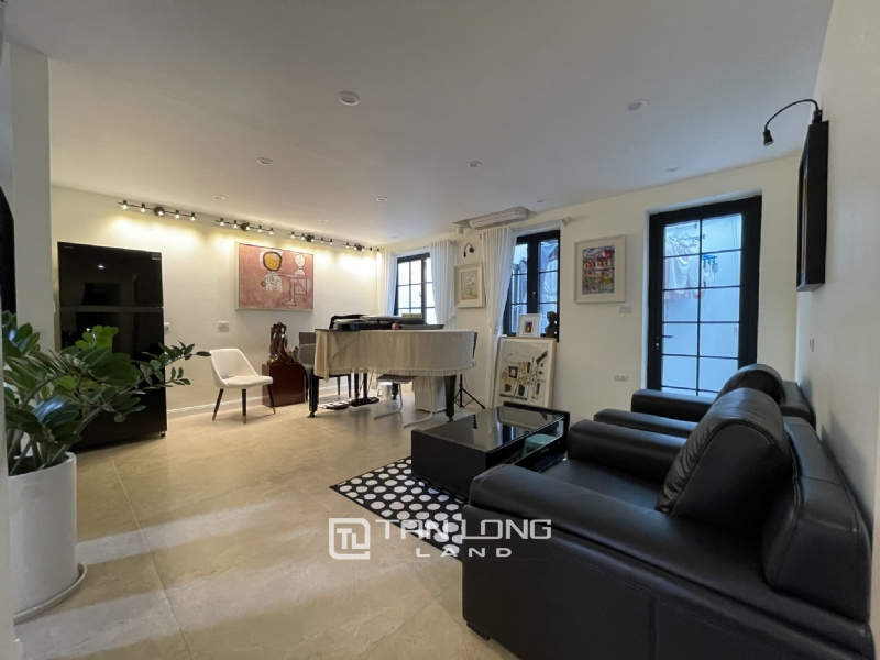 Stunning Western-style garden house for rent in Tay Ho area, Hanoi 4
