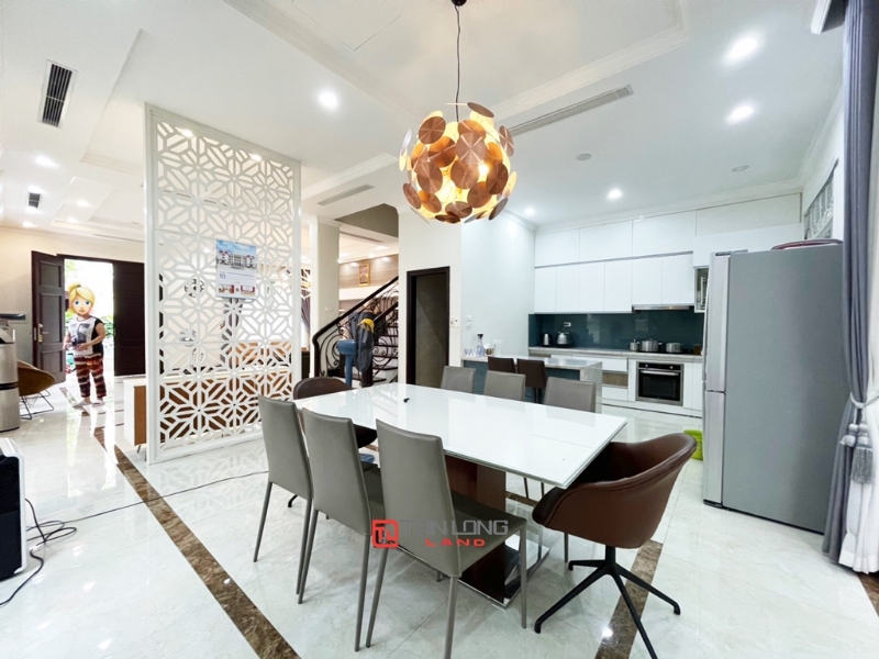 Stylish duplex villa for rent in Vinhomes Riverside Long Bien 7