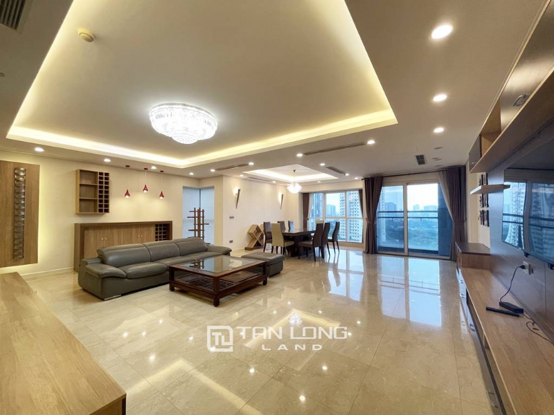 Sumptuous 267SQM apartment for rent in The Link Ciputra 3