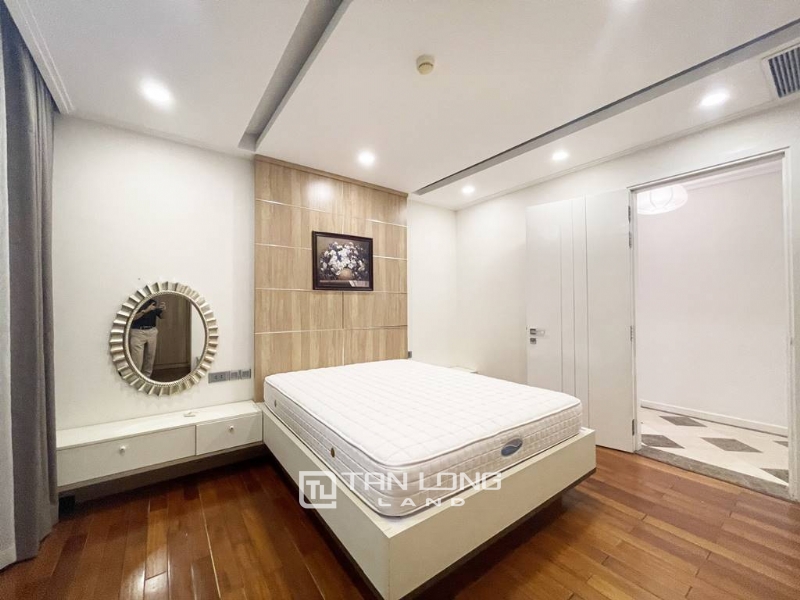 Sumptuous 267SQM apartment for rent in The Link Ciputra 12