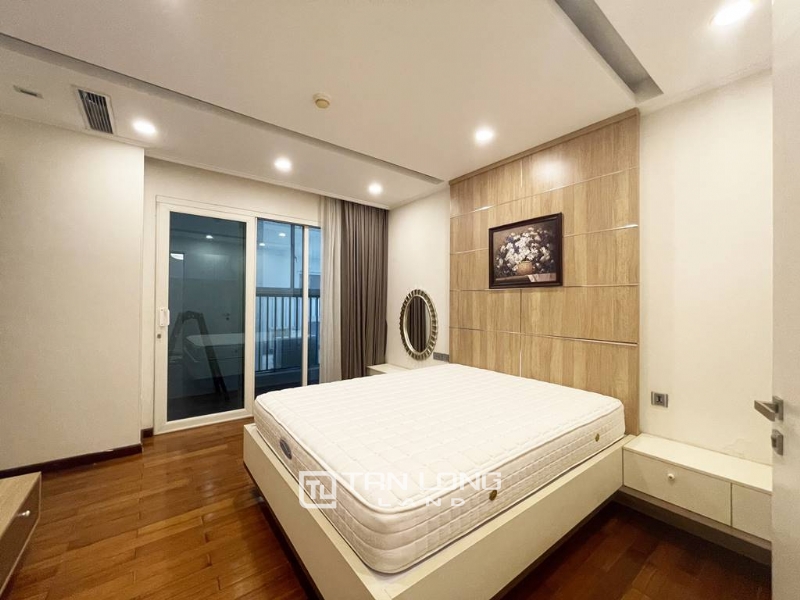 Sumptuous 267SQM apartment for rent in The Link Ciputra 13