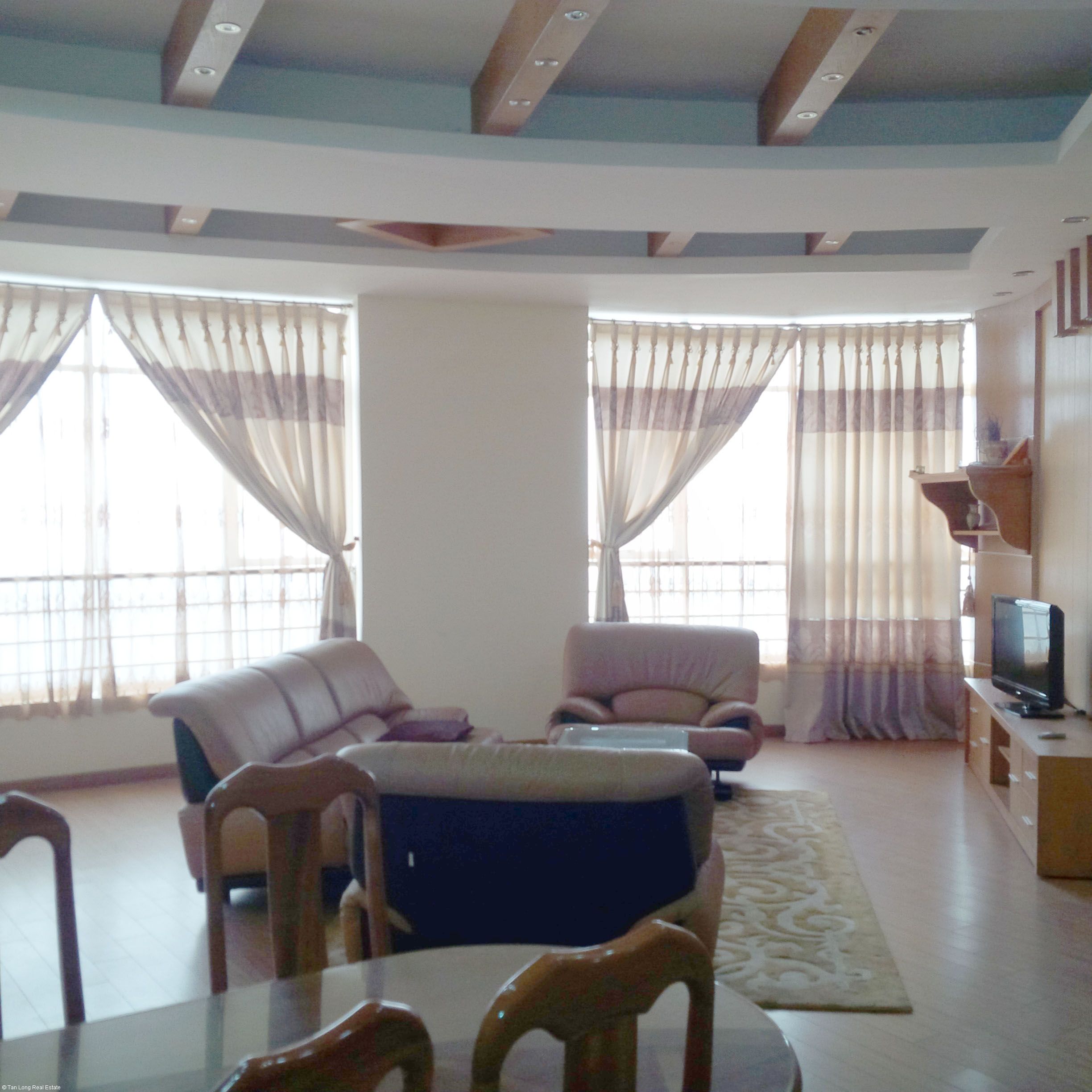 Sunrise apartment for rent in Tran Thai Tong, Cau Giay district. 1