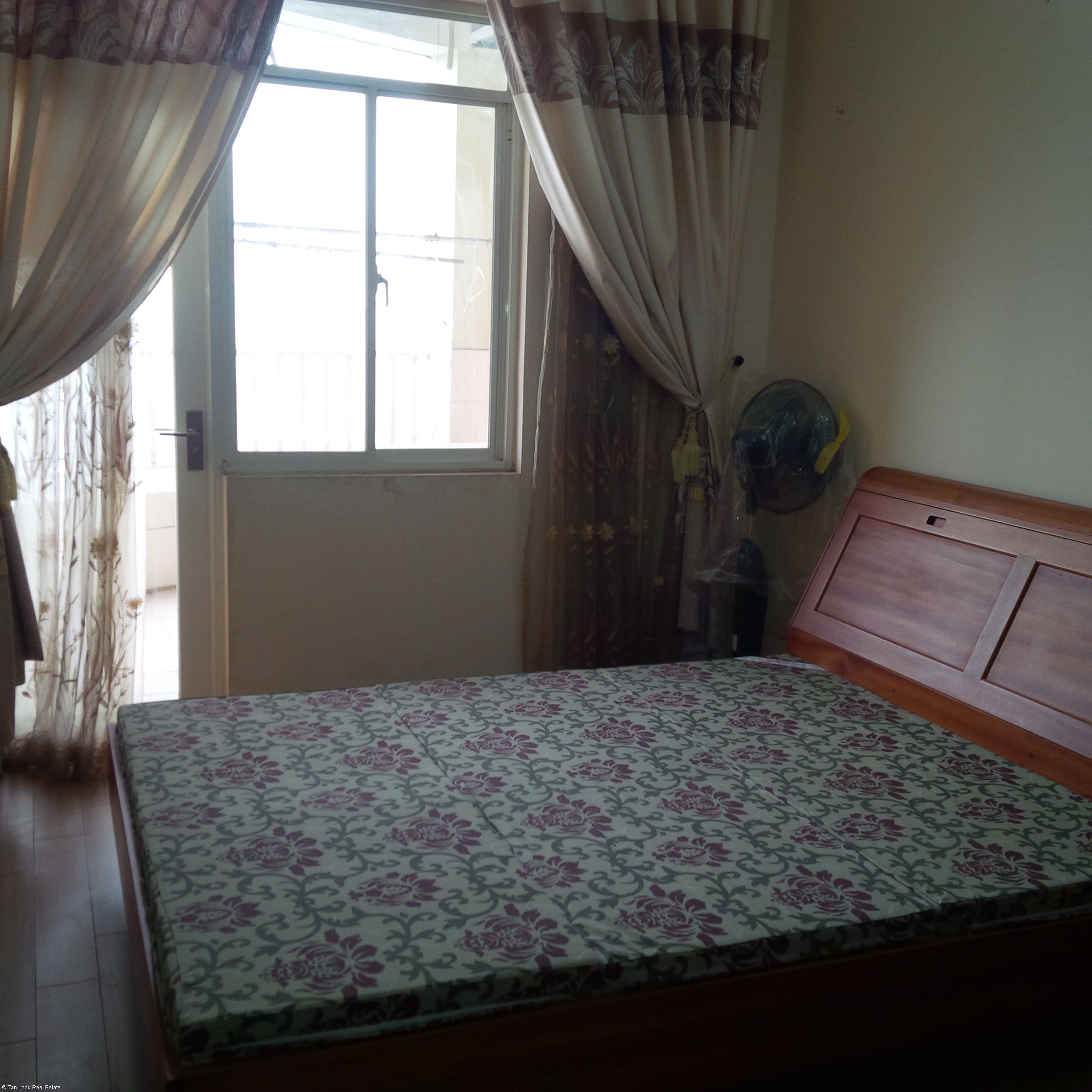 Sunrise apartment for rent in Tran Thai Tong, Cau Giay district. 2
