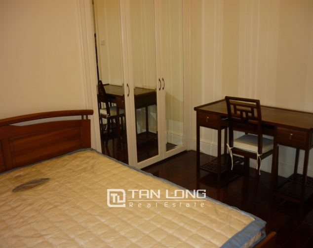 The Manor: 3 bedroom apartment for lease in W Tower 10