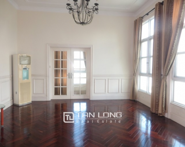The  manor apartment with 3 bedrooms for lease in Nam Tu Liem district 1