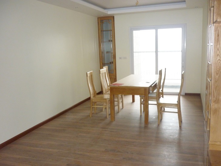Timber floor 2 bedroom flat for rent in Golden Palace, Nam Tu Liem dist