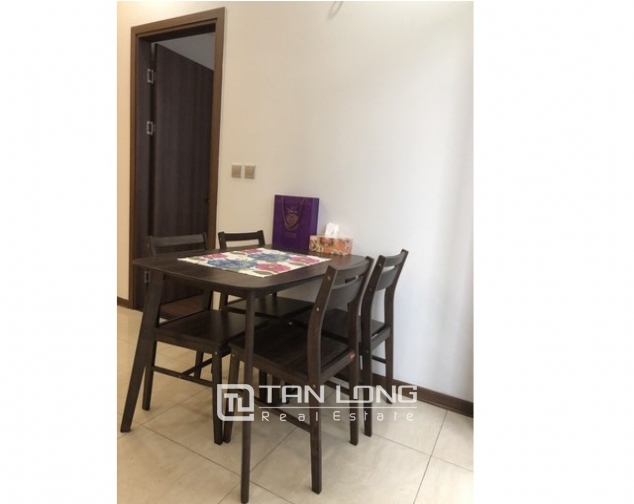 Trang An Complex 2 bedroom apartment for rent in Cau Giay district 2