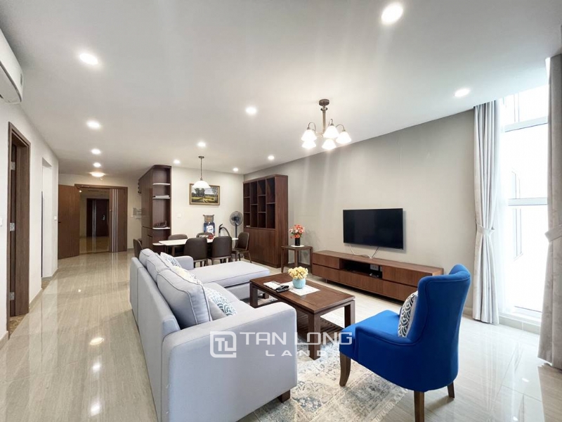 Trendy 3BRs apartment in The Link L3 Ciputra for rent 2