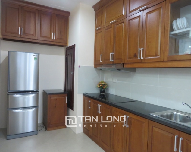 Trung Yen Plaza apartment with 2 bedrooms for rent, full furnishings 5