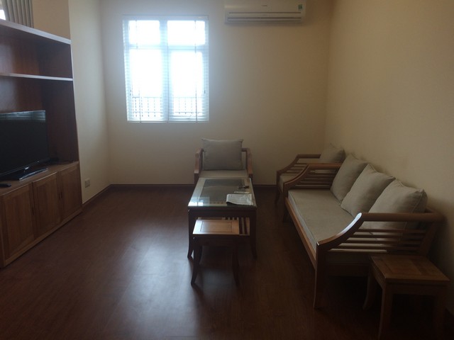 Trung Yen Plaza: renting 2 bedroom apartment with full of high quality furniture