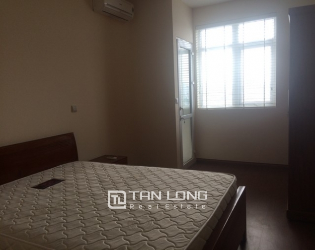 Trung Yen Plaza: renting 2 bedroom apartment with full of high quality furniture 3