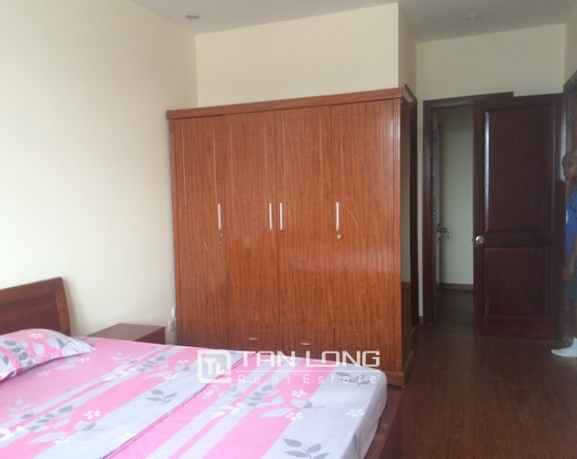 Trung Yen Plaza: renting 2 bedroom apartment with full of high quality furniture 5