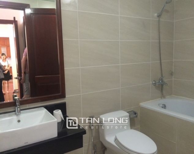 Trung Yen Plaza: renting 2 bedroom apartment with full of high quality furniture 6