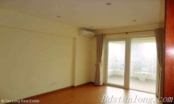 Unfurnished apartment rental at 25T2 Trung Hoa Nhan Chinh urban 7
