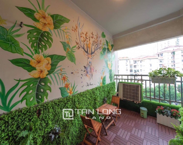 Very BIG but CHEAP 3 bedroom apartment for rent in 17T6 Hoang Dao Thuy Street, Thanh Xuan District 10