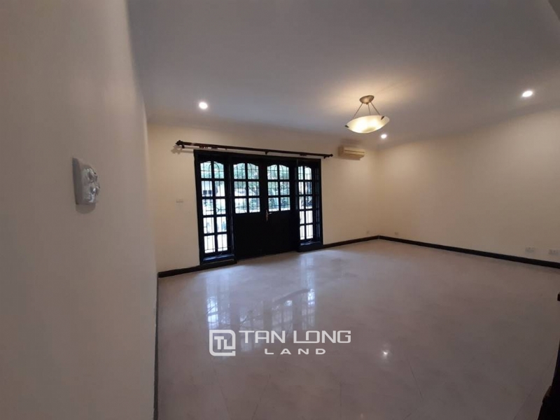 Very big villa for rent in D2 Ciputra - Close to UNIS Hanoi 13