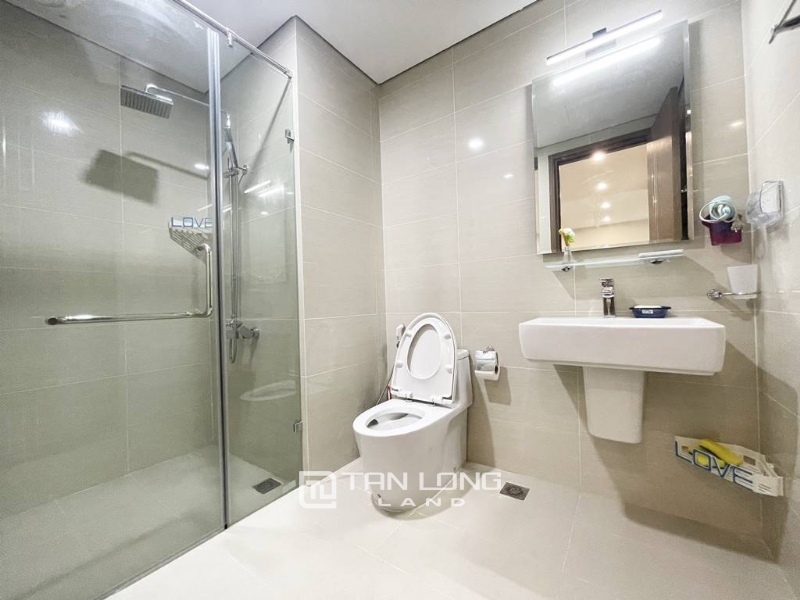 Very cheap 2 bedrooms in The Link Ciputra for rent 11