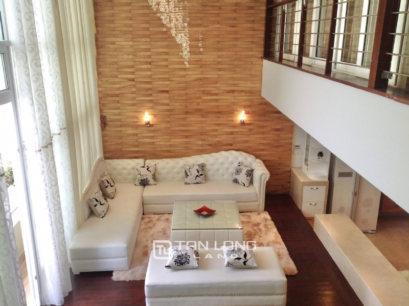 Very rare! Penthouse apartment for rent in Ciputra 1