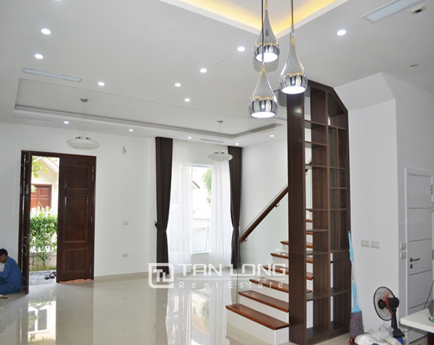 Villa for rent in Anh Dao area, 4 beedrooms, fully furnished, Vinhomes Riverside 3