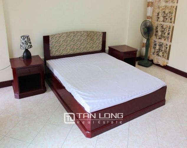 Villa for rent in Ton Duc Thang, Dong Da district, 4 storeys, full of modern furniture 9