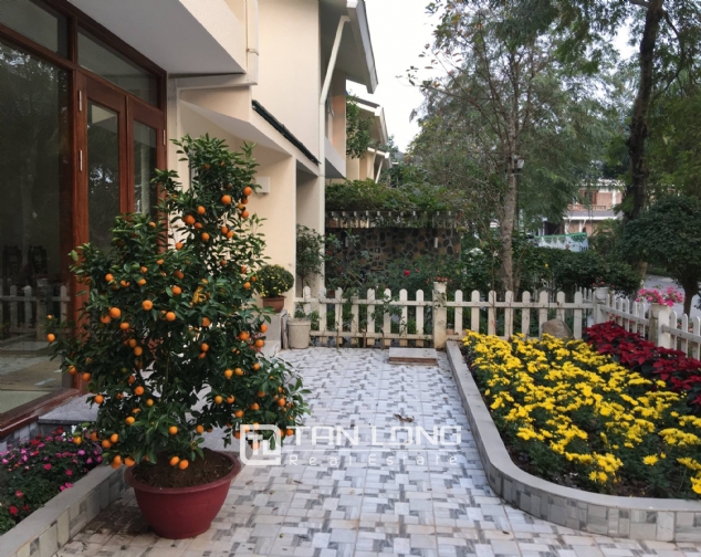 Villa with 3 bedrooms for rent in Vuon Tung, Ecopark, Long Bien dist, HN 1
