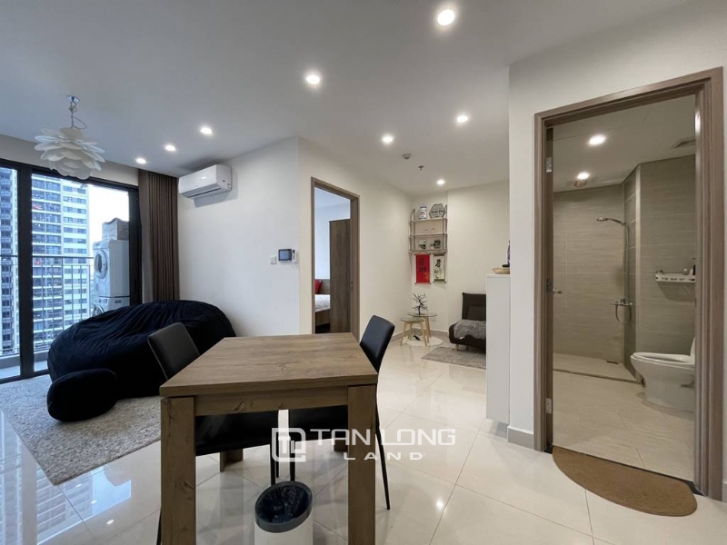 Vinhomes Smart City - Luxurious 1BR apartment for rent 5